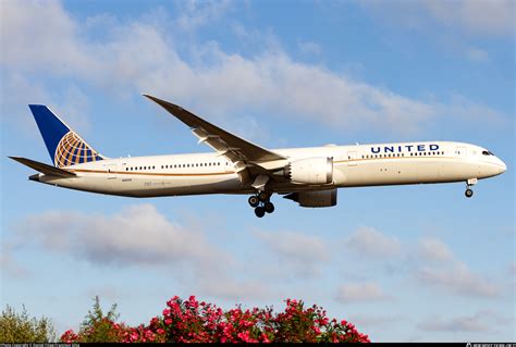 N United Airlines Boeing Dreamliner Photo By Daniel Filipe