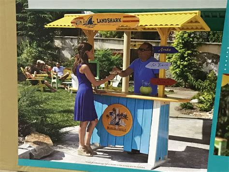 MARGARITAVILLE WOODEN OUTDOOR TIKI BAR ( IN BOX ) - Able Auctions