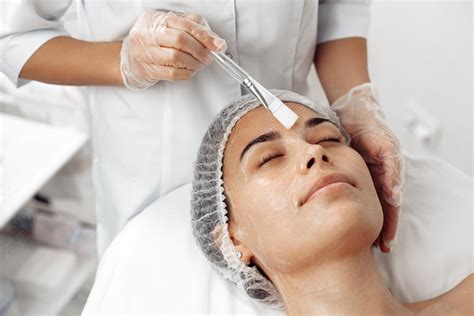 Luzern Organic Oxygen Facial — Ici Paris Skin Clinic Spa