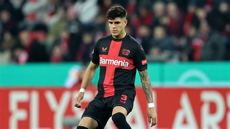 Transfer Talk Liverpool Look To Bayer Leverkusen S Piero Hincapie