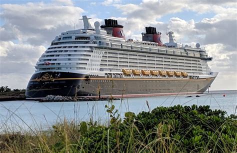 The Case For A 7 Night Disney Cruise The Lucky Travelers