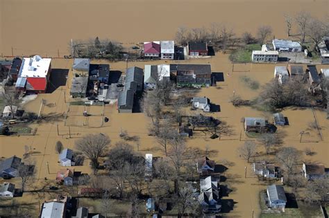 Ohio River Flooding In Cincinnati See Pictures News18