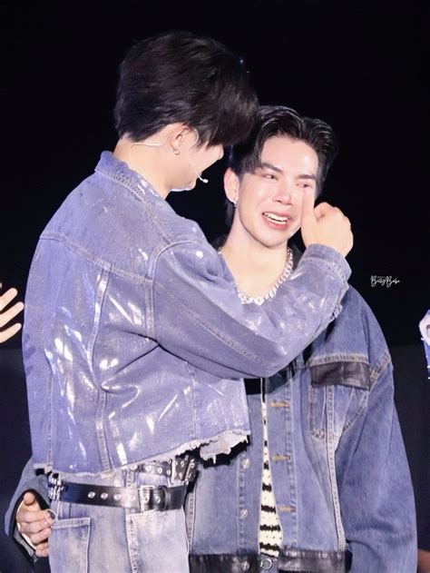 ปกพนโดย 방탄소년단 BTS EXO 엑소 ใน Babi babe BillyBabe บลลเบบ