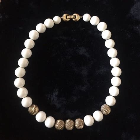 Vintage Monet White And Gold Beaded Necklace Gold Bead Necklace Vintage Monet Monet Jewelry