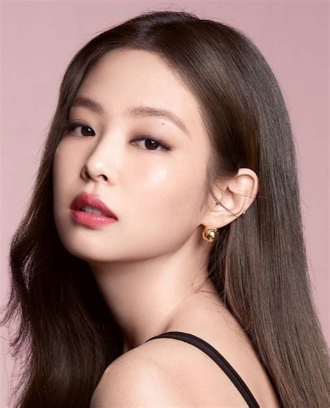 Glitter Magazine Jennie Kim Stars In Hera Beauty S New Commercial