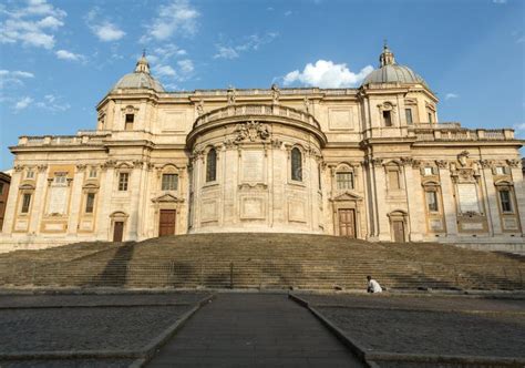 Basilica Di Santa Maria Maggiore Cappella Paolina View From Piazza