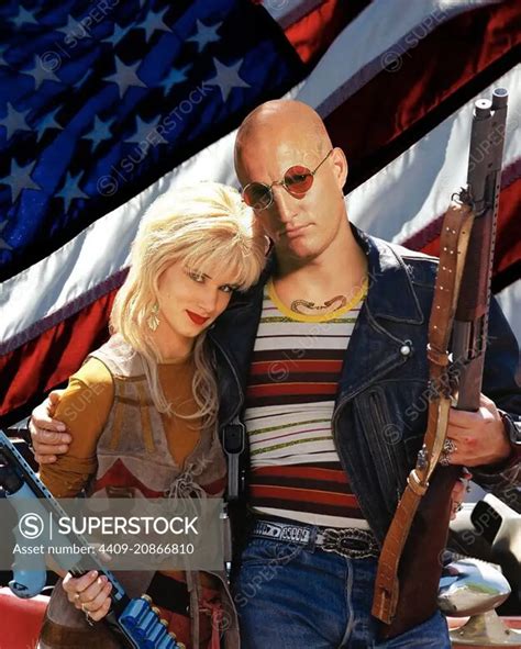 JULIETTE LEWIS And WOODY HARRELSON In NATURAL BORN KILLERS 1994