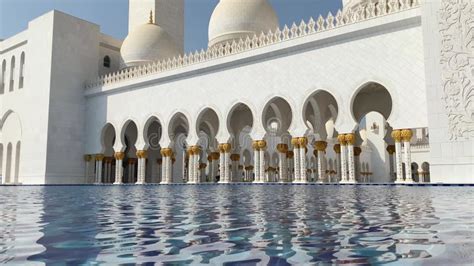 Abu Dhabi UAE October 15 2022 Walkway Of The Formal Park During