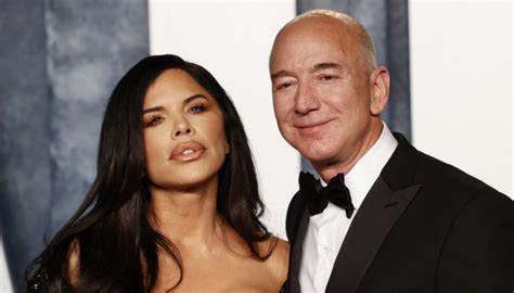 El Fundador De Amazon Jeff Bezos Y Su Novia La Periodista Lauren