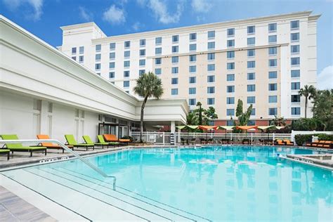 HOLIDAY INN & SUITES ACROSS FROM UNIVERSAL ORLANDO $73 ($̶1̶1̶6̶) - Updated 2019 Prices & Hotel ...