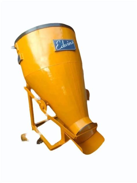 Yellow Tower Crane Concrete Bucket Capacity 500 Kg At Rs 32000 In Chennai