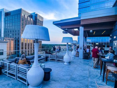 4 Top Hotels In Raleigh With Rooftop Bars Sip And Stay