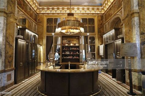 Les Ambassadeurs Nouveau Bar Du Lhôtel Crillon Paris Réouverture Juillet 2017 Après 5