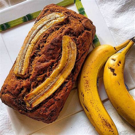 🍌 Banana Bread 🍌 Celebrating The End Of The First Week 🙌🙌🙌 I Always Add