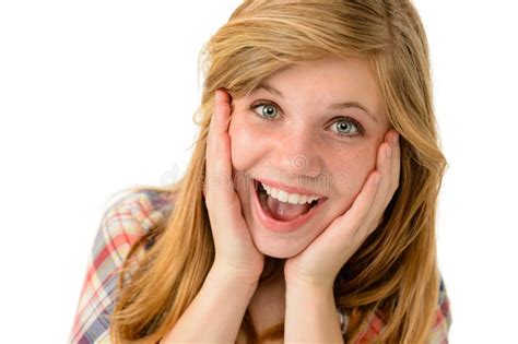 Muchacha Feliz Que Expresa Sus Emociones Alegres Imagen De Archivo