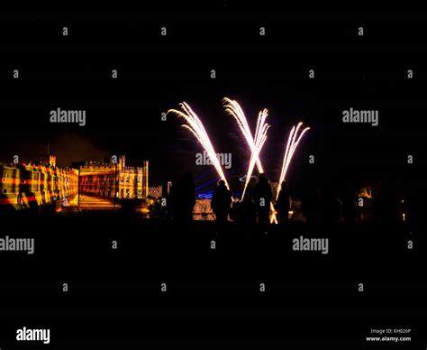 Fireworks leeds castle hi-res stock photography and images - Alamy