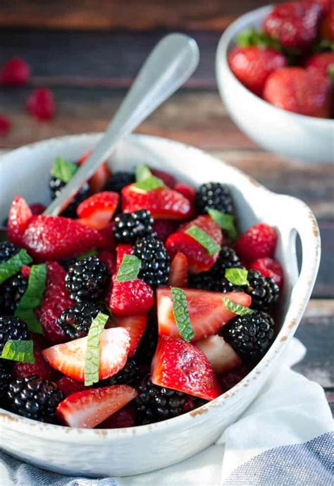 Easy Berry Fruit Salad Domestic Dee