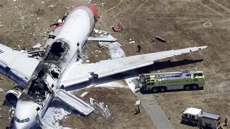 Last Victim of Asiana Airlines Crash Settles for Undisclosed Sum - Legal Reader