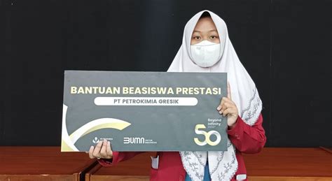 Ratusan Pelajar Terima Beasiswa Dari Pt Petrokimia Gresik