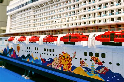 World S Largest LEGO Ship Brickfinder Brickfinder Flickr