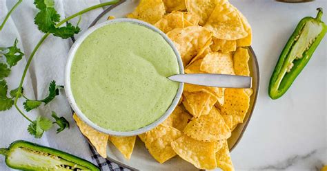 Creamy Jalapeño Sauce | FoodLove.com