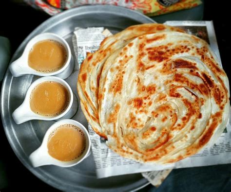 Sunday Breakfast Lacha Paratha And Chai ☺ Mera Pakistan