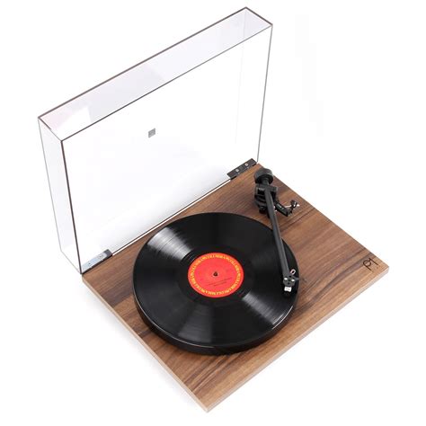 Rega Planar Plus Turntable Multi Award Winning Plug And Play