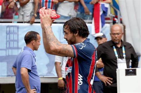 Bahia Anuncia Renova O Ricardo Goulart Gazeta Esportiva