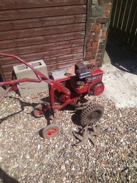 ROTAVATOR 5HP Petrol Briggs And Stratton In Hull East Yorkshire