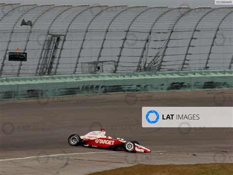 4 6 March 2005 Homestead Florida USA Ryan Briscoe Crashes Out