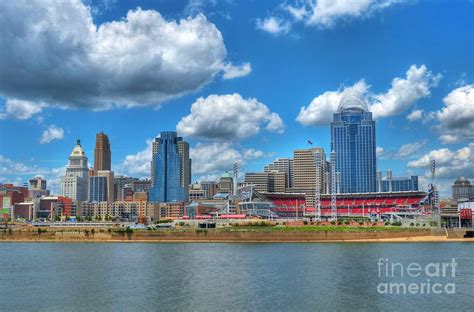 Cincinnati Skyline Photograph by Mel Steinhauer | Pixels