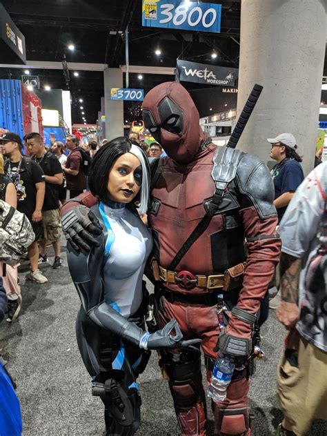 Awesome Couple Cosplay At Sdcc [photographer] R Cosplay