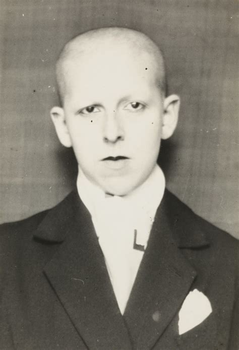 Claude Cahun—a Surrealist Queer Prophet Dailyart Magazine