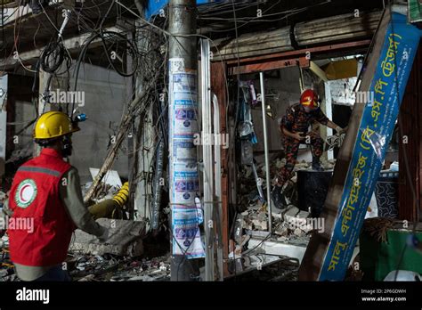 Dhaka Bangladesh Th Mar Firefighters And Rescue Workers