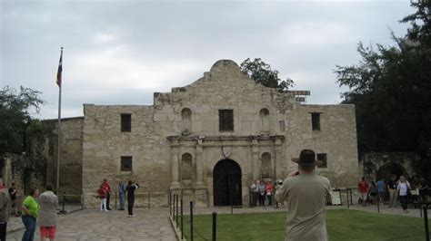 Road Trip Through History: The Alamo – History in the Margins