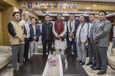 Pema Khandu On Twitter Delighted To Felicitate Shri