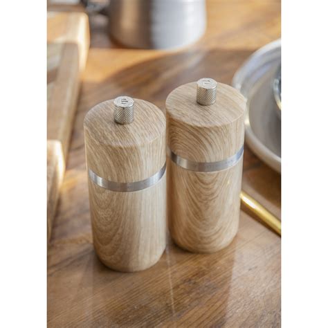 MasterClass Salt And Pepper Mill Beech Finish 12cm