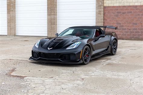 Striking Corvette C7 ZR1 Convertible Is Bad to the Bone and Armed to ...