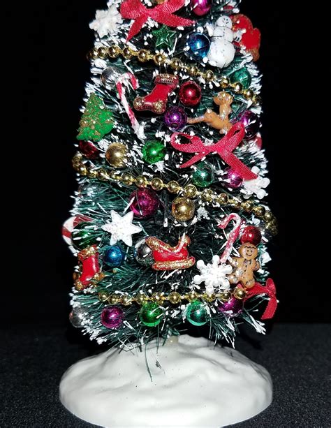 6 Inch Hand Crafted Colorful Traditional Christmas Tree Etsy