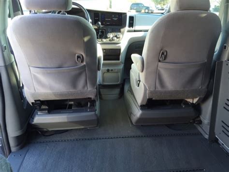 Toyota Sienna Le Braunability Conversion Wheelchair Accessible