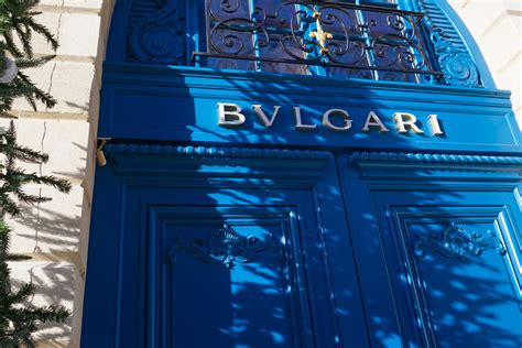 Paris Diebe machen Millionenbeute bei Überfall auf Luxus Juwelier Bulgari