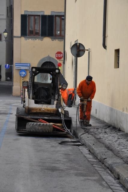 Lavori In Corso Per Labbattimento Delle Barriere Architettoniche Un