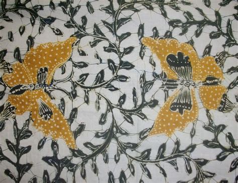 Gambar Batik Tema Flora Dan Fauna Batik Megamendung Wikipedia Bahasa