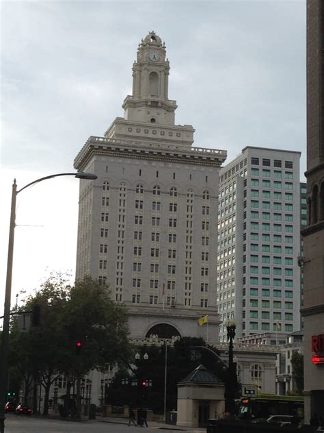 Oakland City Hall - 16 Photos - Landmarks & Historical Buildings - 1 ...