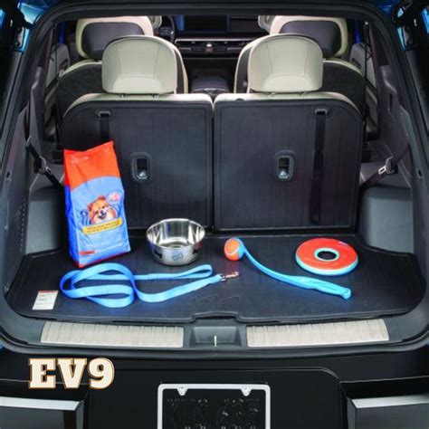 Kia EV9 Cargo Tray with Seat Back Protection | Shop Online Now – Midtown Accessories