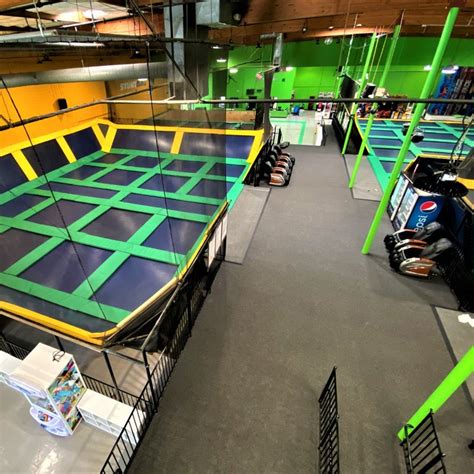 ROCKIN’ JUMP TRAMPOLINE PARK - 45 Photos & 58 Reviews - 1631 Challenge ...