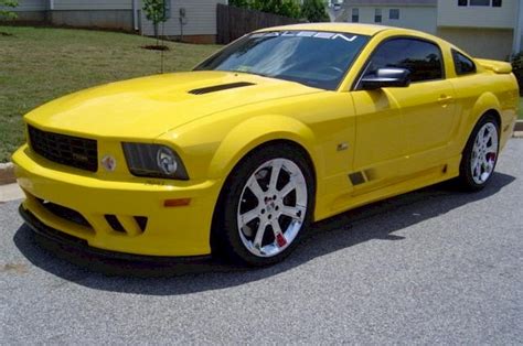 Screaming Yellow 2006 Saleen S281 E Ford Mustang Coupe