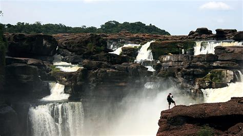 RAUDAL DE JIRIJIRIMO COLPARQUES PARAÍSOS POR DESCUBRIR EN COLOMBIA