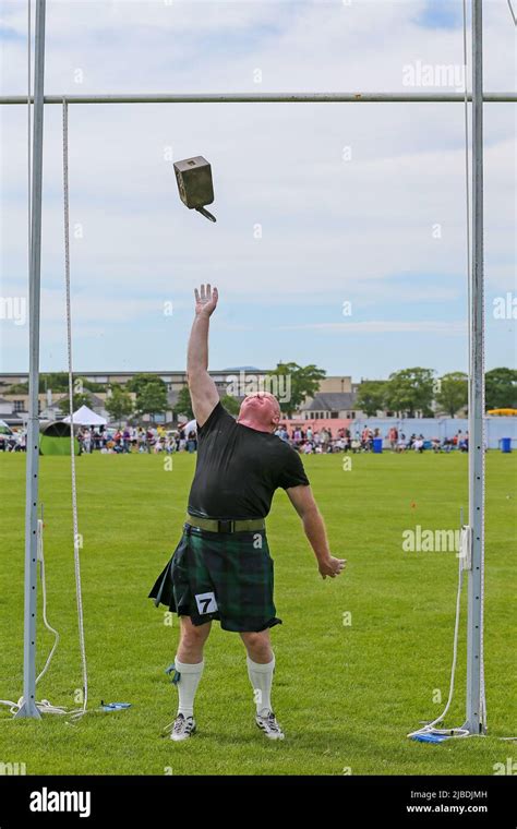 Highland Games Scotland Hammer Thrower Hi Res Stock Photography And