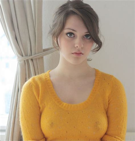 Busty Tight Sweater No Bra Cumception